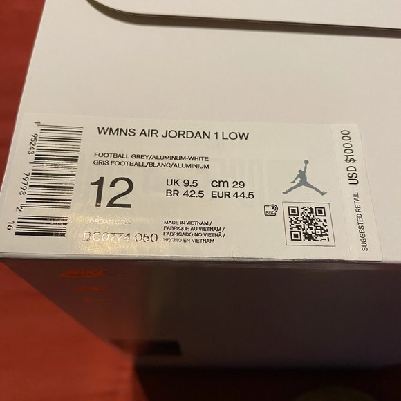 NEW (W) Jordan 1 Low ‘Football Grey Aluminum’ (W) - 12W